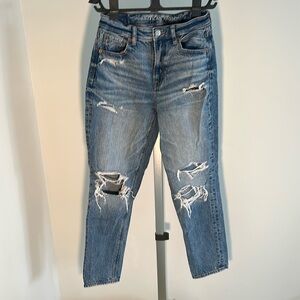 American Eagle Mom Jean